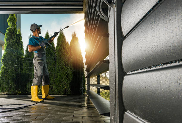 Best Animal Enclosure Cleaning  in Morrisonville, NY